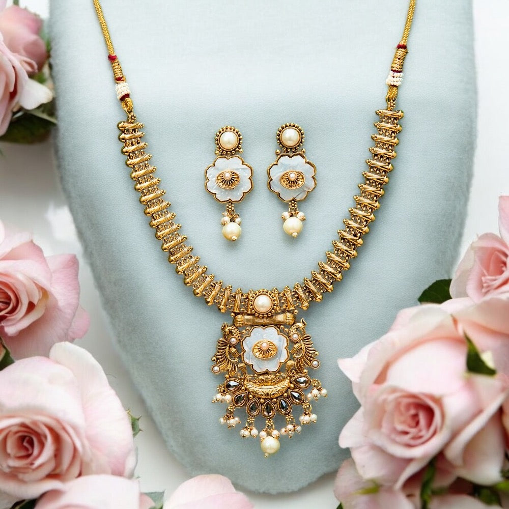 Lavish Giftz Mother of Pearl Moti Antique Gold Plated Necklace Set