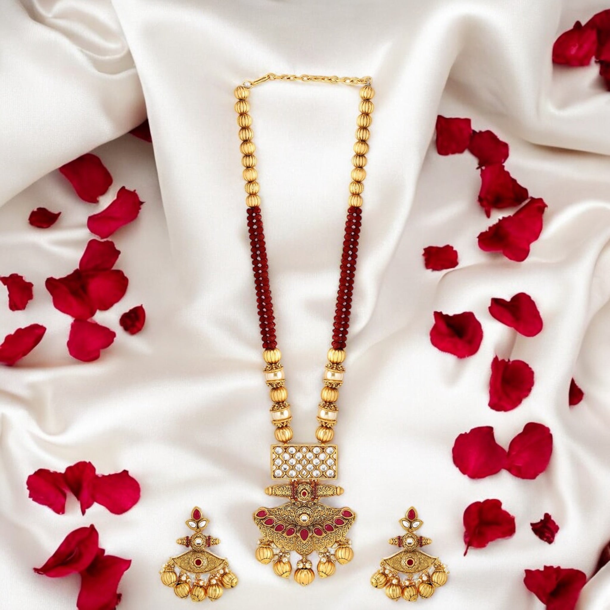 Lavish Giftz Gold Plated Antique Red Stone Studded Handcrafted Necklace Set